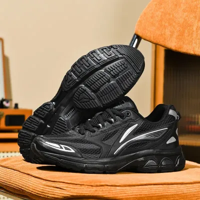 CASUAL SPORTS SNEAKERS 
